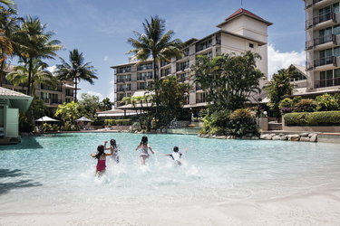 Novotel Cairns Oasis Resort, ©ABACApress/SCOTT SHIRLEY