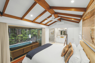 Schlafzimmer der White Cockatoo Private Pool Villa, ©Raw Lens