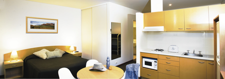 Edowie-Zimmer mit Küchenzeile