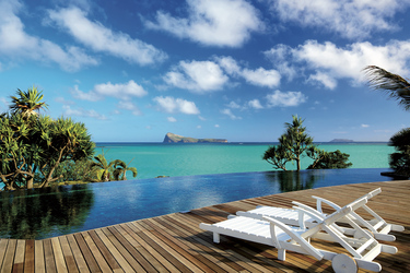 Pool auf Mauritius