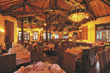 Restaurant, ©Ol Tukai Lodge