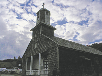 typische Holzkirche auf Chiloe