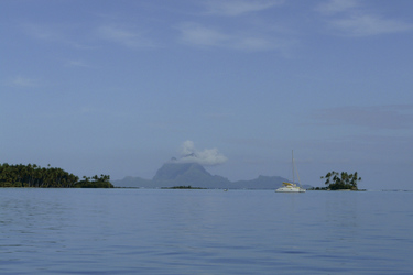 Blick auf Bora Bora von Tahaa