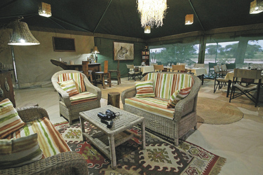 Lounge im Tarangire View Camp, ©Wilkinson Tours